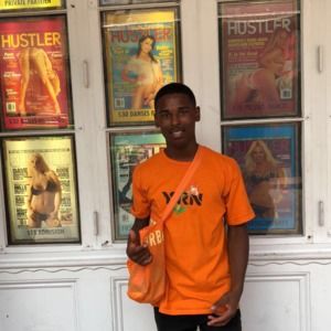 Meet your Posher, Logan